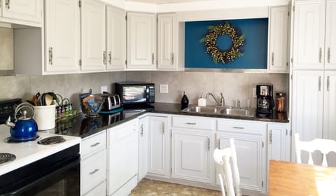 Granite Counters - Dishwasher - Upper and lower turntables in the cabinets
