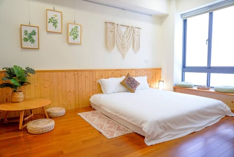 Comfort Double Room | Desk, blackout drapes, soundproofing, free WiFi