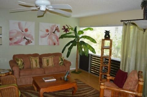 beach life living room