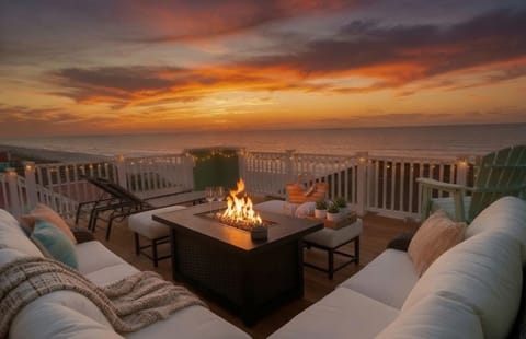 Rooftop deck with amazing sunrise and sunset views!