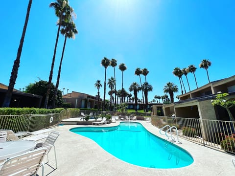 You have access to 3 Pools & Spas. This is the pool next to our Condo (Pool #4)