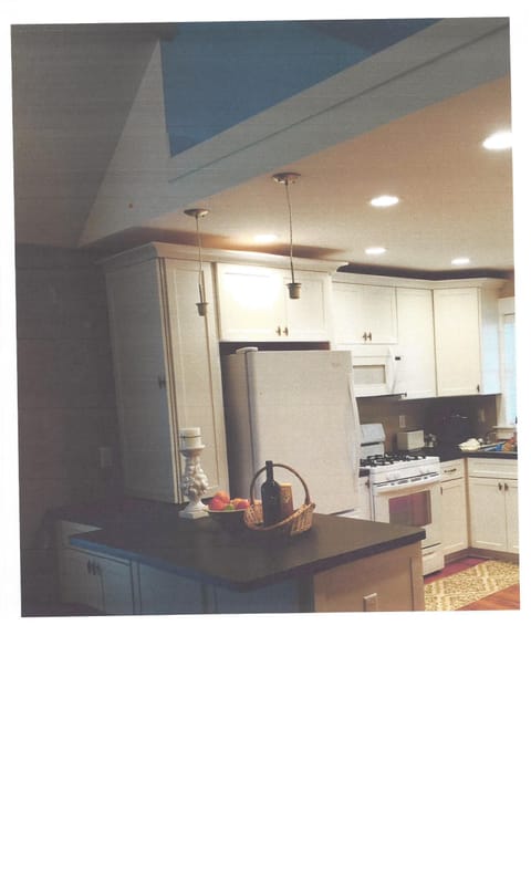 Kitchen- all new appliances