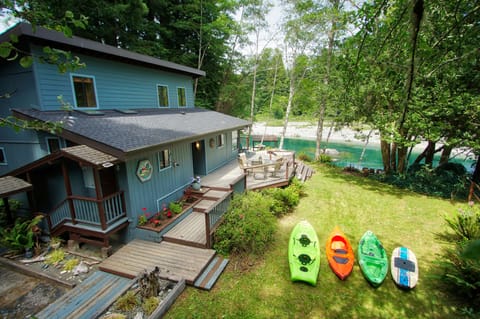 The beautiful Smith River is less than 30 feet from the house. 