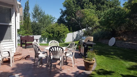 Secluded, quiet backyard with barbeque