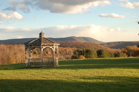 Rear view to east and North Mountain