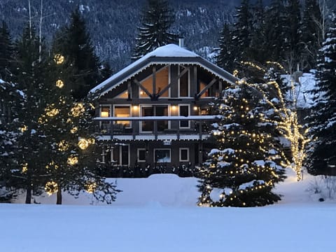 Winter Wonderland at the Northwood Chalet Whistler