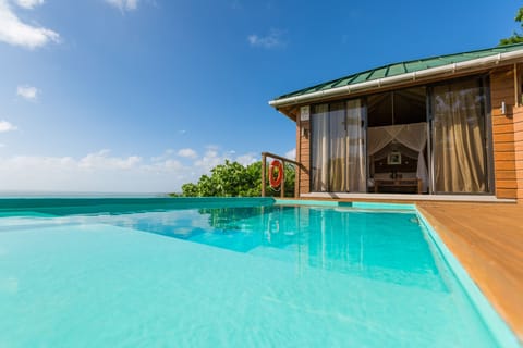 Refreshing and inviting, your private plunge pool.