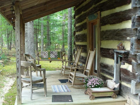 Kennedy Rockers and Swing,waiting for you!