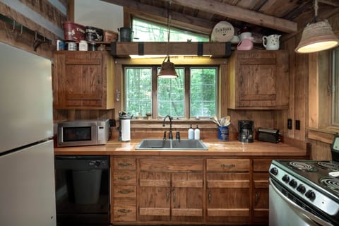 Huffman Creek Retreat -Hemlock-9