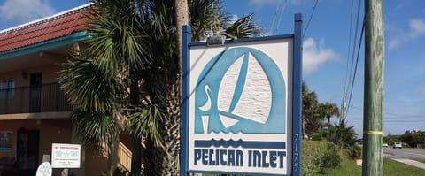 Pelican Inlet  Main Entrance