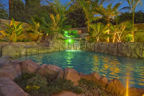 Pool - Waterfall