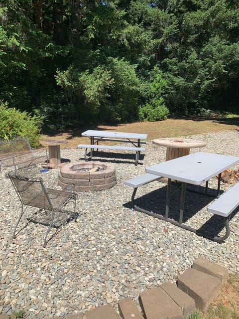 Nice fire pit area off the patio, secluded and perfect