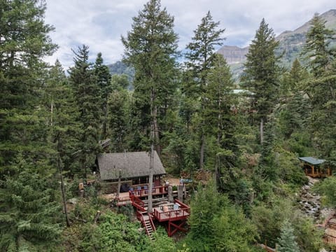 Beautiful mountain and stream views right out your door