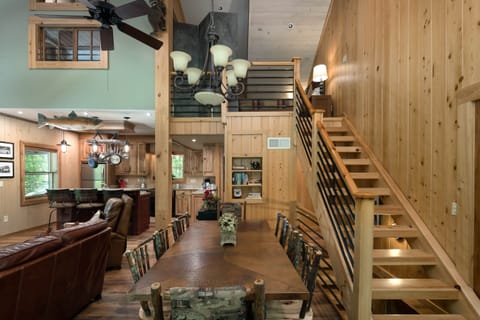 Huffman Creek Retreat -Chestnut-11