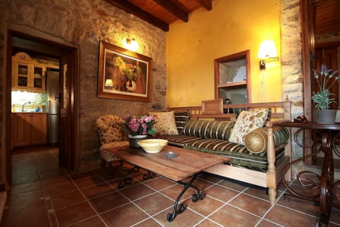 Sitting Corner view towards the Kitchen