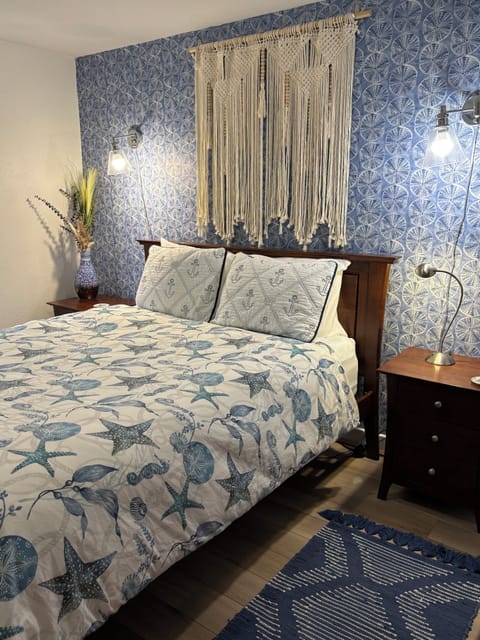 Comfortable queen beds in every bedroom.