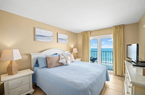 Master bedroom opens directly onto the beach balcony!