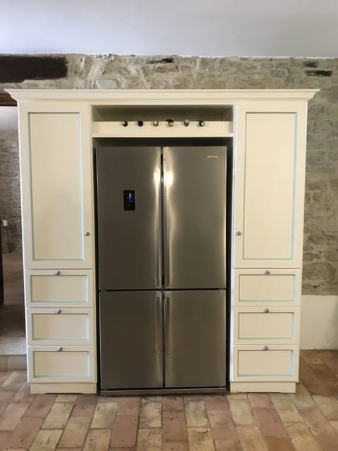 Refridgerator / freezer and pantry