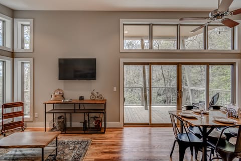 Architect designed cabins w/ luxury finishes throughout.