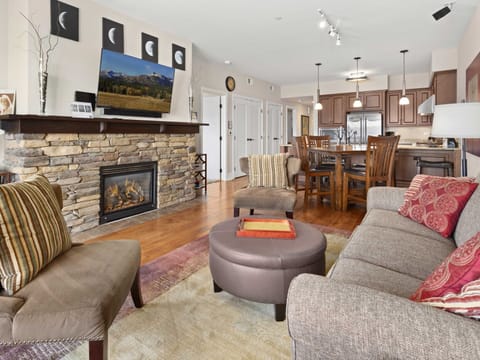 Condo 7408 - Main Living Space with Fireplace