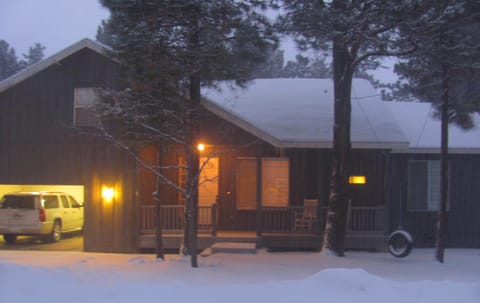 Custom Pinetop home in the Country Club