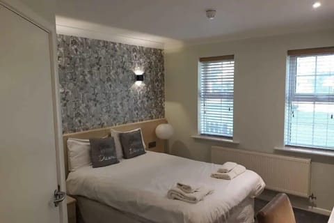 Standard Double Room | Premium bedding, desk, laptop workspace, iron/ironing board