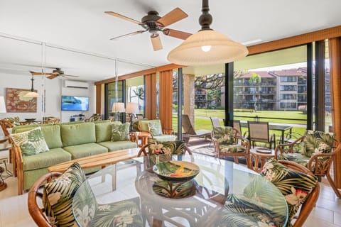 Condo, 2 Bedrooms | Interior