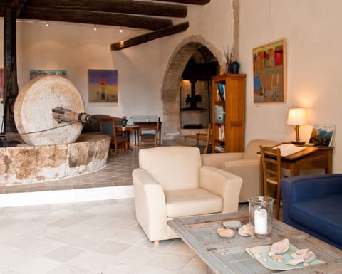 Lobby sitting area