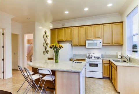 Surf Stars Combo Penthouse Kitchen