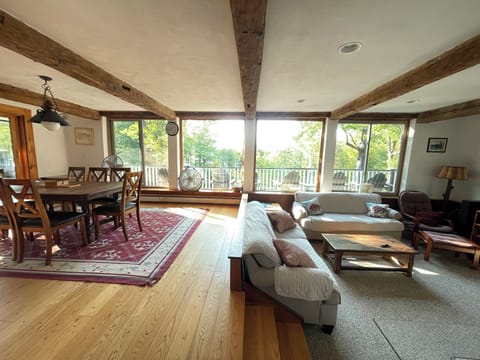 Stunning views of Mt. Washington from Dining/Living Room