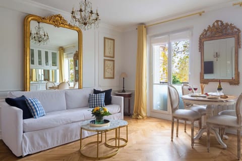 Welcome to the charming Saint Julien apartment!