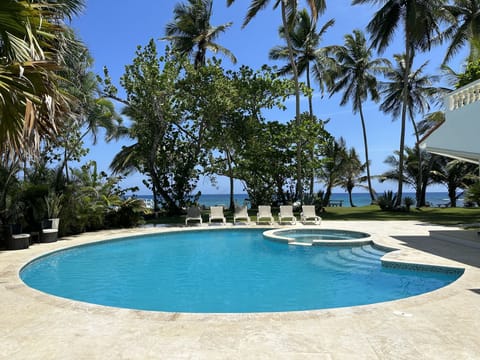 Private pool overlooking the beach