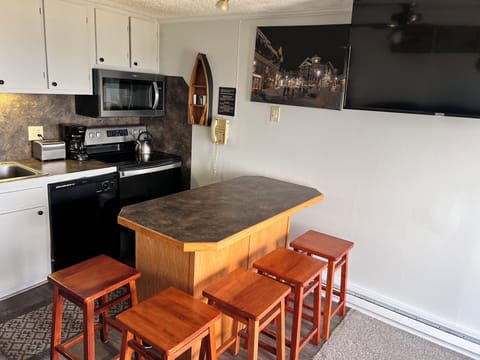 Dining area - 5 seats