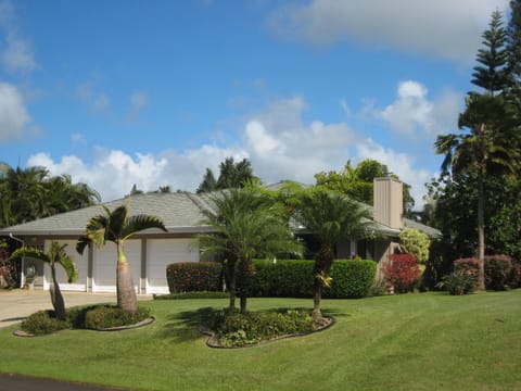 Private Plantation Style home in the best location on a quiet cul-de-sac lane.