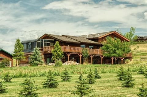 Aspen Grove Vacation Condos located between Bozeman and Big Sky, Montana
