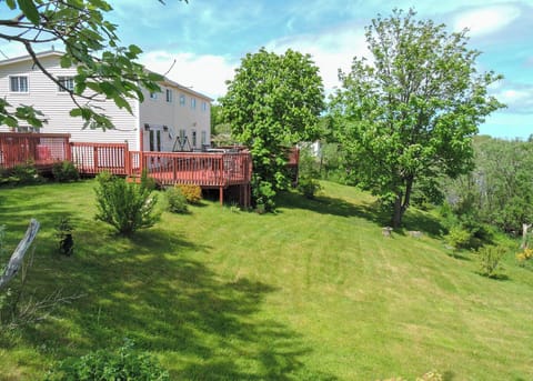 The house is a duplex style home with a large yard. Owners live in other house.