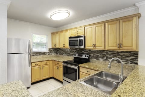 Villa, 2 Bedrooms | Private kitchen | Full-size fridge, microwave, oven, coffee/tea maker