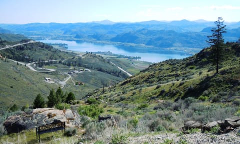 12 acres situated halfway between sparkling Osoyoos Lake and infinite sky