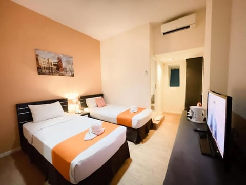 In-room safe, desk, iron/ironing board, free WiFi