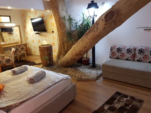 Gallery Suite, 2 Bedrooms, Accessible, River View | Living room | Flat-screen TV