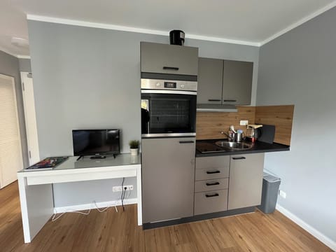 Comfort Double Room | Private kitchen