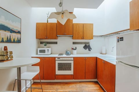 Luxury Room, Ensuite (The Storefront) | Shared kitchen