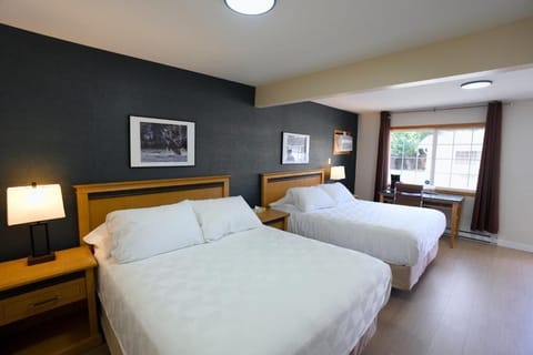 Standard Double Room, 2 Queen Beds, Non Smoking, Mountain View | Desk, laptop workspace, WiFi (free), bed sheets