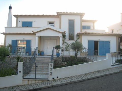 the lovely villa is set in a very safe and quiet estate 
