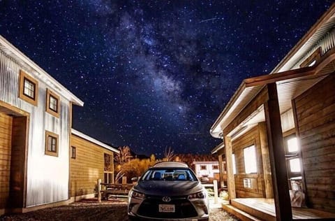 You will love Stargazing right from Tiny House 1.   Strategically located in Orderville, Utah Just 20 miles from Zion National Park and 50 miles from Bryce Canyon making it the PERFECT basecamp for your Southern Utah Adventure!