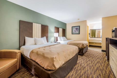 Desk, laptop workspace, soundproofing, iron/ironing board