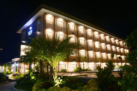 Front of property - evening/night