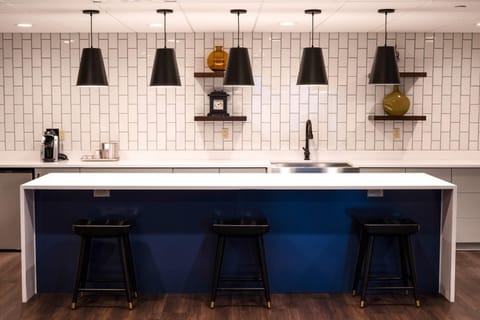 Presidential Suite, Multiple Beds, Non Smoking | In-room safe, desk, laptop workspace, iron/ironing board