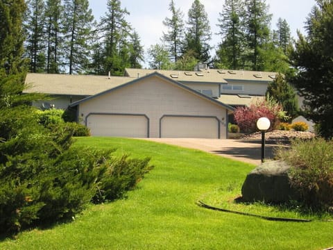 Front view of condo.