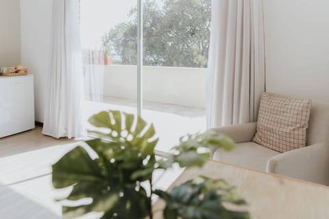 Comfort Twin Room | Minibar, desk, laptop workspace, WiFi (free)